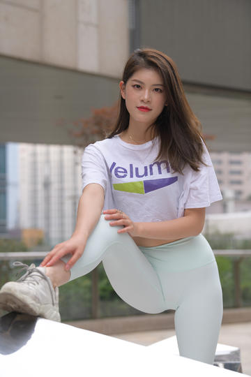 天猫一波开门红，稳稳拿捏爱“接”好运的年轻人